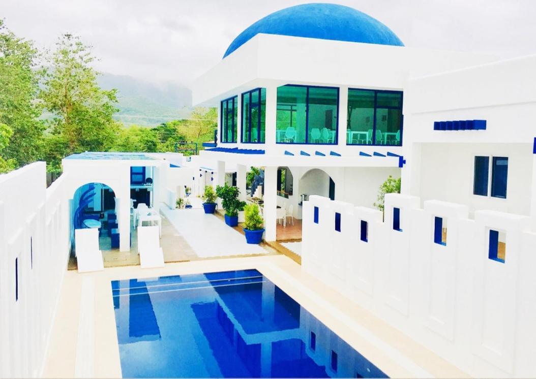 The Palladium Hotel Coron Exterior foto